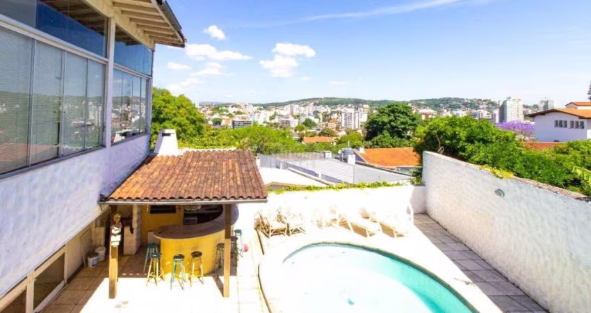 Casa para Venda - 422m², 6 dormitórios, sendo 2 suites, 5 vagas - Vila Assunção