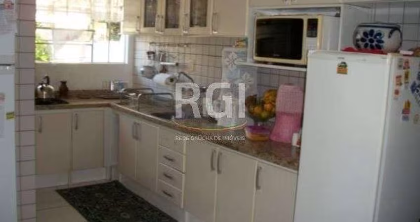Casa para Venda - 185m², 3 dormitórios, 3 vagas - Santa Maria Goretti
