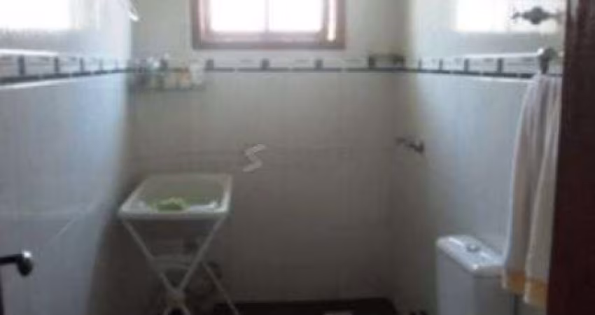 Casa para Venda - 187.5m², 3 dormitórios, sendo 1 suites, 1 vaga - Hípica