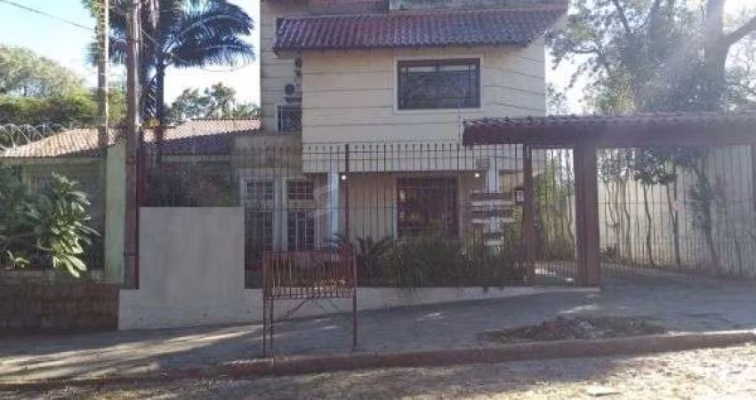 Casa em Condomínio em Cristal
