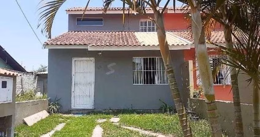 Casa para Venda - 70m², 2 dormitórios, 2 vagas - Hípica
