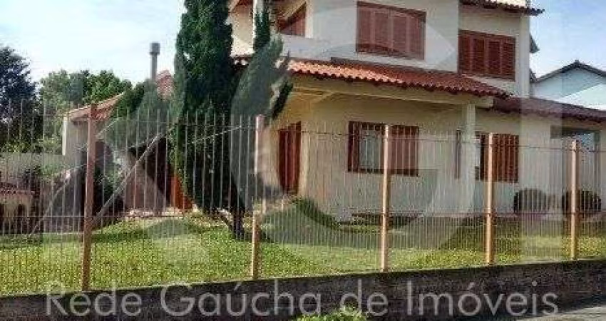 Casa para Venda - 287m², 4 dormitórios, sendo 1 suites, 4 vagas - Partenon