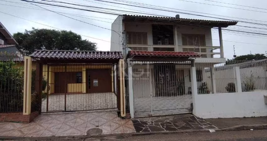 Casa para Venda - 180m², 4 dormitórios, sendo 1 suites, 3 vagas - Campo Novo
