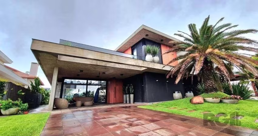 Casa em Condomínio em Maristela