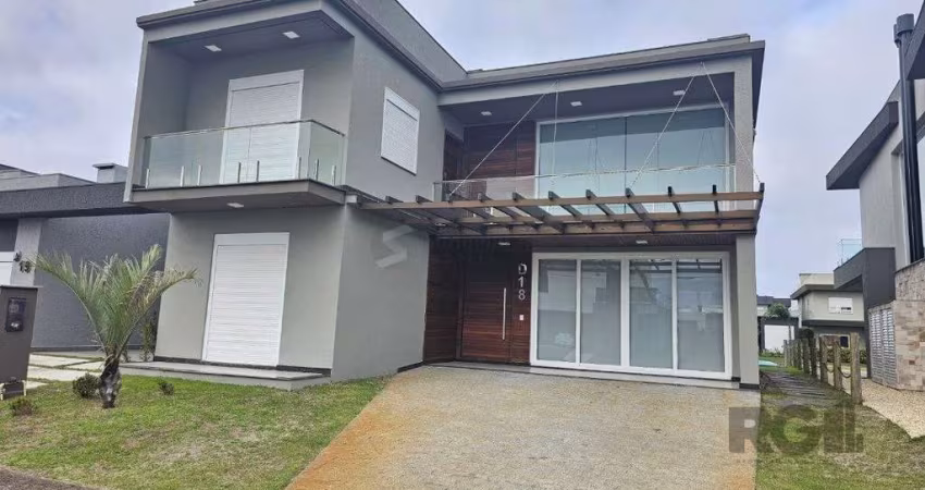 Casa em Condomínio em Centro