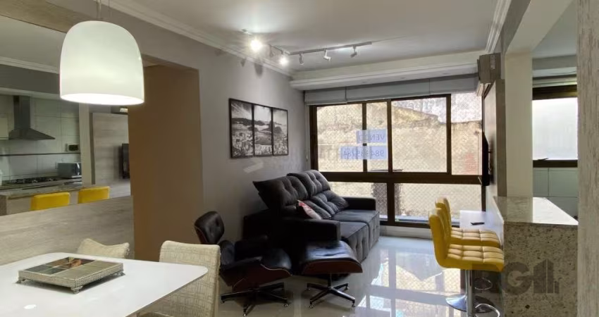 APARTAMENTO MOBILIADO DE 2 DORMITÓRIOS - CENTRO HISTÓRICO