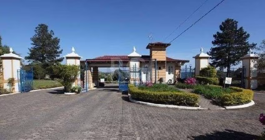 Casa Condominio para Venda - 720m², 5 dormitórios, sendo 2 suites, 5 vagas - Elsa