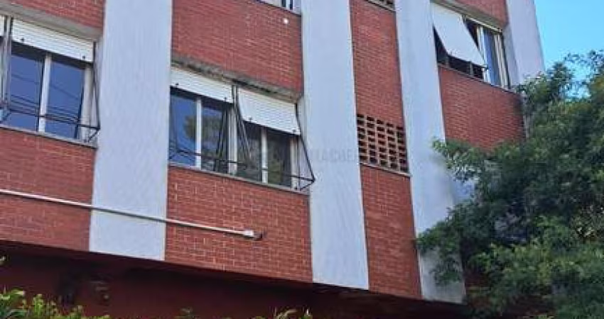 Apartamento de 3 quartos dependência de empregada e 1 vaga de garagem
