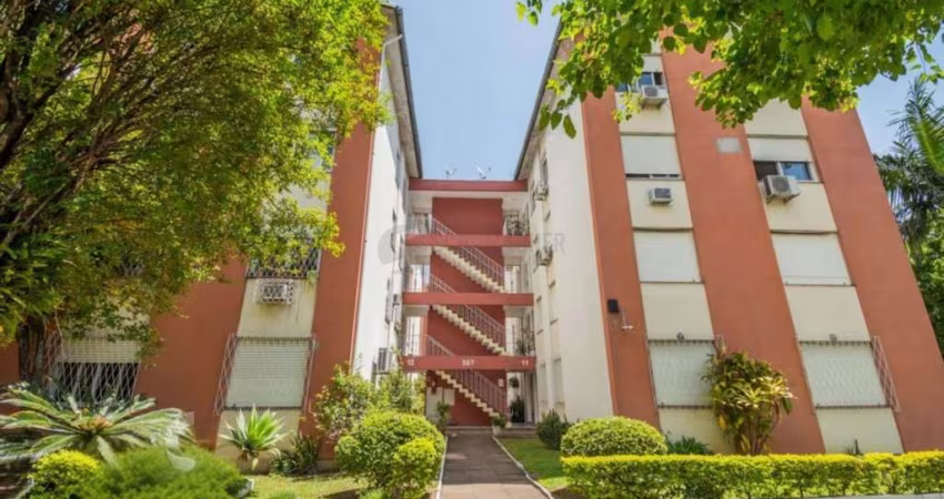 Apartamento com 3 dormitórios no Bairro Passo Da Areia