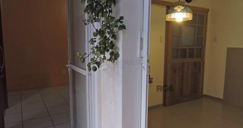 Apartamento para Venda - 58.6m², 2 dormitórios, Bairro Bom Fim