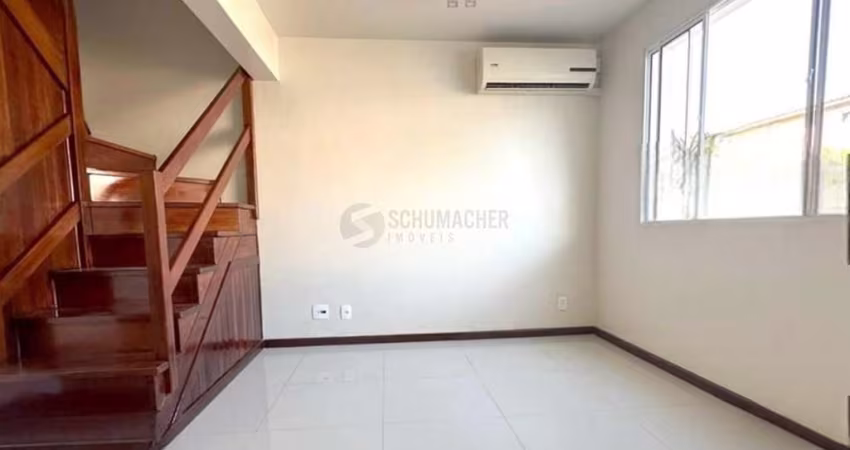 Casa em condominio , 2 dorm, 1 vaga, bairro Sarandi, condomínio Acapulco.