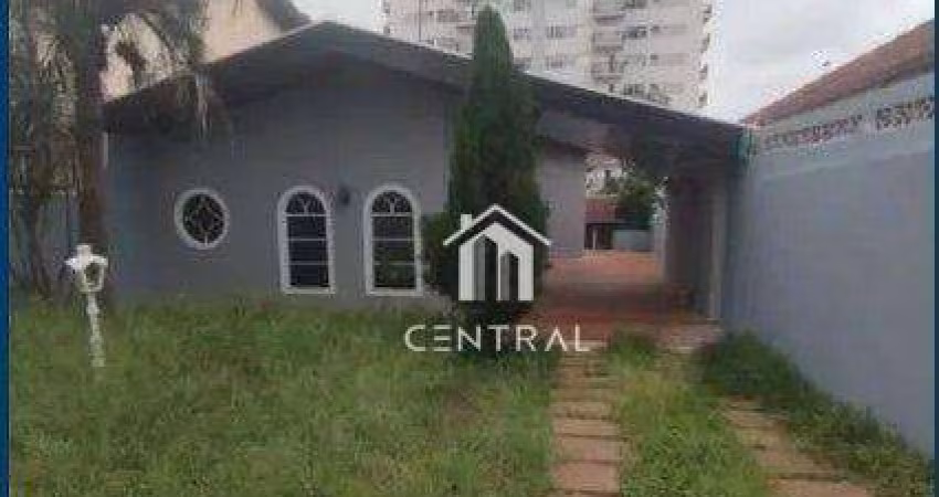 Casa com 3 dormitórios para alugar, 250 m² por R$ 3.880,00/mês - Centro - Botucatu/SP