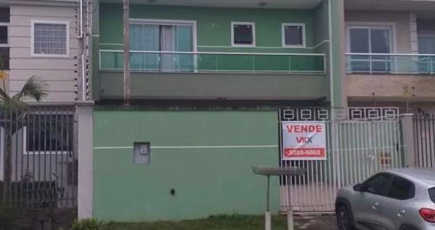 Sobrado para Venda em Pinhais, Pineville, 4 dormitórios, 3 suítes, 6 banheiros, 4 vagas