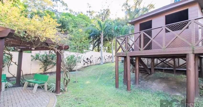 Esse apartamento de 2 dormitórios é uma ótima opção! Com sala, cozinha, área de serviço e banheiro social, ele oferece um espaço confortável para morar. Além disso, a presença de 1 vaga de garagem é u