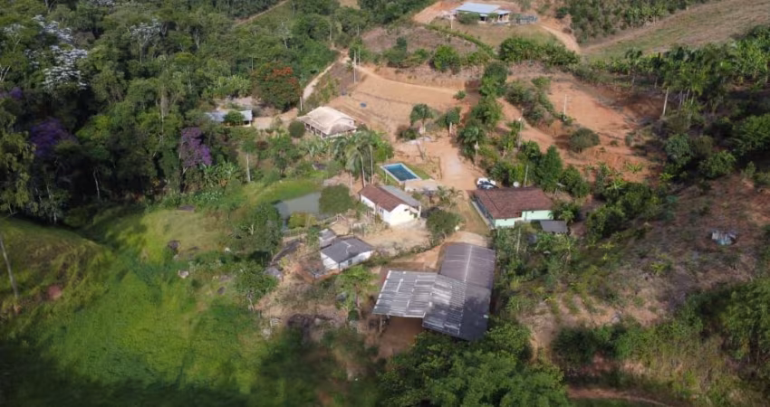 Domingos Martins, região de Paraju, sitio com 16 hectares