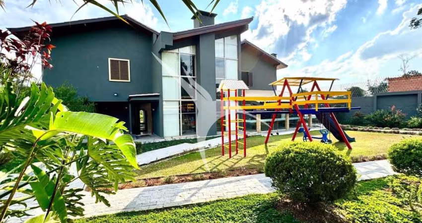 Casa em condomínio fechado com 5 quartos à venda no Granja Viana, Cotia 