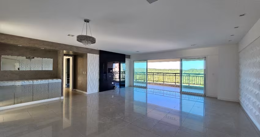 Apartamento com 3 suítes em Capim Macio