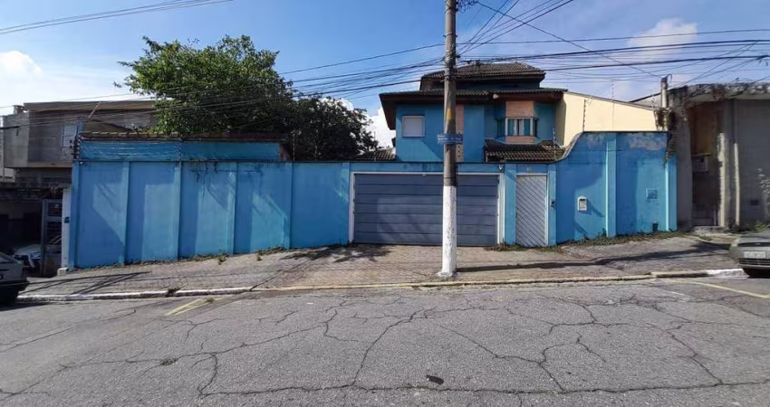 Casa com 3 dormitórios à venda, 220 m² por R$ 2.000,00 - Vila Alpina - São Paulo/SP