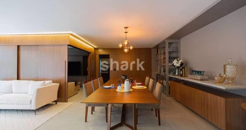 Apartamento para venda por R$3.550.000,00 em Alphaville, Santana de Parnaíba -SP