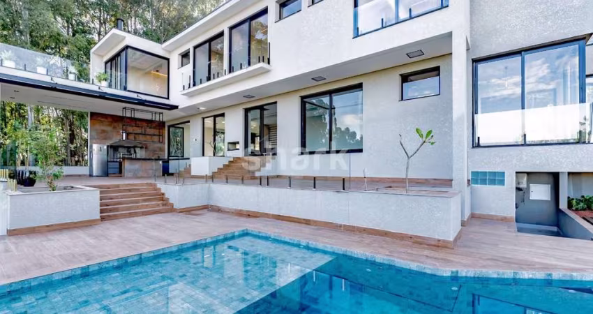 Casa à venda por R$ 18.900.000,00 em Alphaville, Barueri - SP