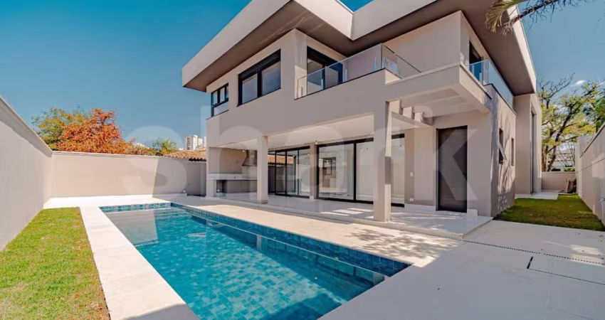 Casa à venda por R$ 7.490.000,00 em Alphaville, Barueri - SP