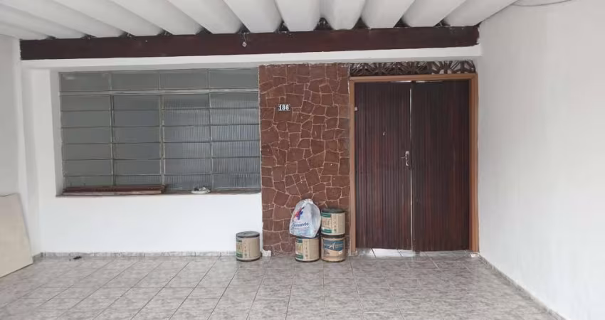 Casa Térrea para Locação em São Bernardo do Campo, Assunção, 2 dormitórios, 2 banheiros, 2 vagas