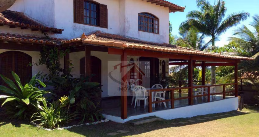 Casa Duplex para Venda em Armação dos Búzios, Ferradura, 5 dormitórios, 2 suítes, 3 banheiros, 2 vagas