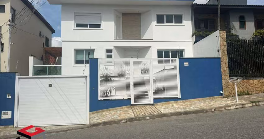 Sobrado à venda 3 quartos 2 suítes 4 vagas Independência - São Bernardo do Campo - SP