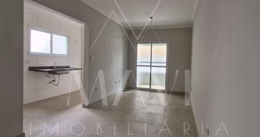 Apartamento 2 Dormitórios próximo a praia em Caiçara, Praia Grande/SP