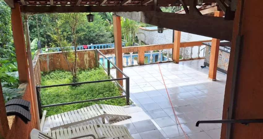 Casa a venda no Condomínio  Club de Campo Anchieta