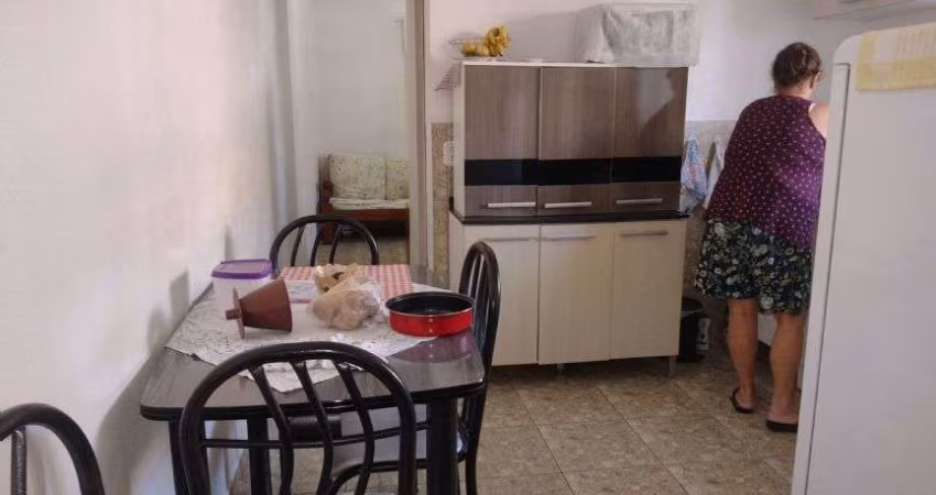 CASA PARA RENDA  COM PREVISAO DE R$ 5.000,00