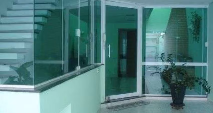 sobrado  com tres Dormitorios todos suites em Santo Andre