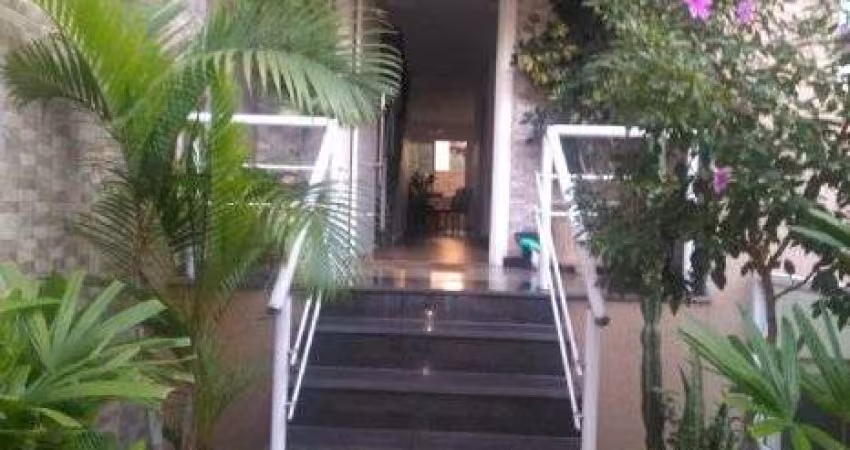 SOBRADO ALTO PADRAO EM DIADEMA COM SUITE MASTER.