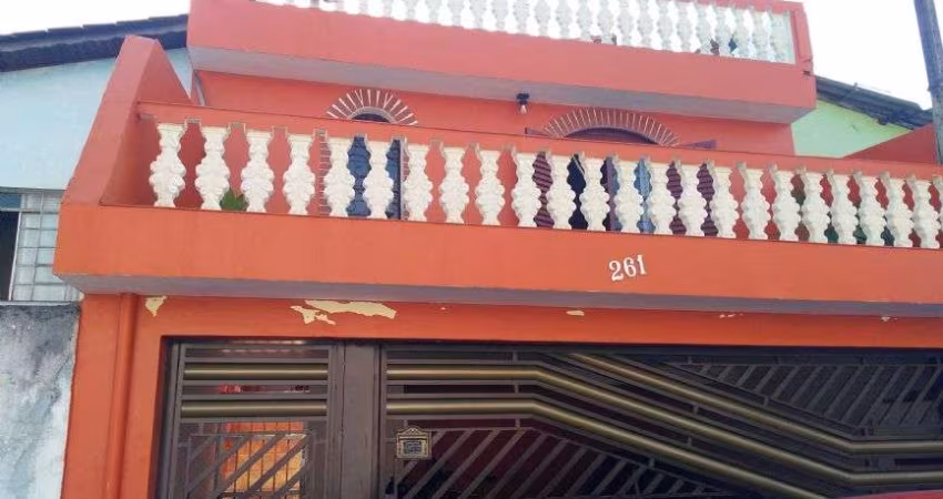 EXCELENTE CASA TERREA COM TRES DORMITORIOS