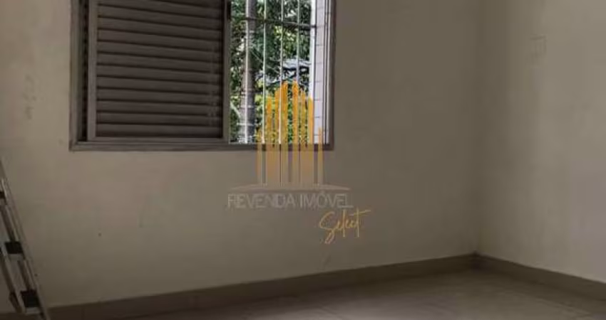 CASA DE 80m2 COM 2 DORMITORIOS , SALA DE JANTAR, BANHEIRO E 0 VAGAS Á VENDA NA LAPA CASA DE 80m2 COM