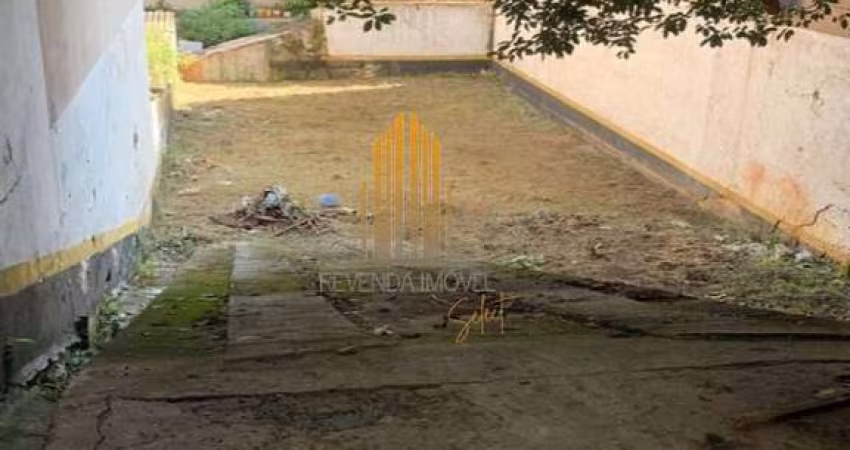 Pinheiros - Terreno á venda com 400m²  Dimensões: 10x40m