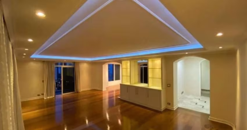 Condomínio Isabelle no Morumbi, Apartamento de 340m² com 4 dormitórios, 2 suítes e 5 vagas.