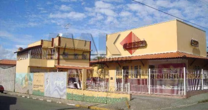 Sobrado com 2 dormitórios à venda, 281 m² por R$ 550.000,00 - Cidade Edson - Suzano/SP