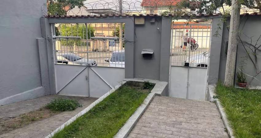Casa com 2 dormitórios à venda, 284 m² por R$ 990.000,00 - Vila Valqueire - Rio de Janeiro/RJ