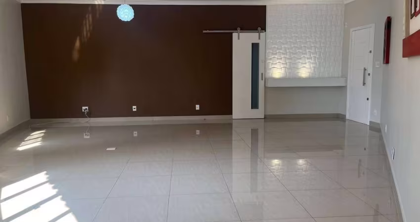 Apartamento com 2 dormitórios à venda, 70 m² por R$ 460.000,00 - Vila Valqueire - Rio de Janeiro/RJ
