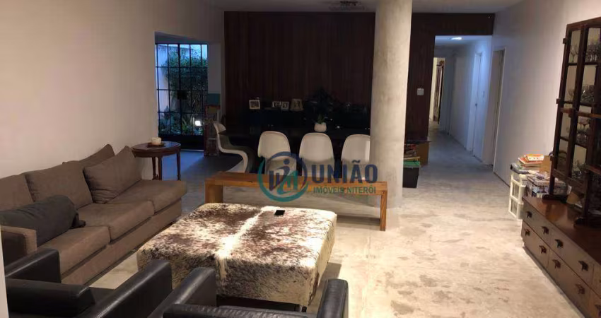 Casa com 6 quartos à venda, 425 m² por R$ 2.800.000 - São Francisco - Niterói/RJ