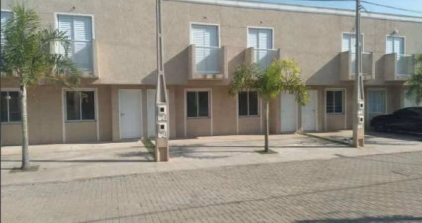 Sobrado em cond./ 2 Dorm./ Quintal/ Vila Mineirão/ Aluguel 1.600,00