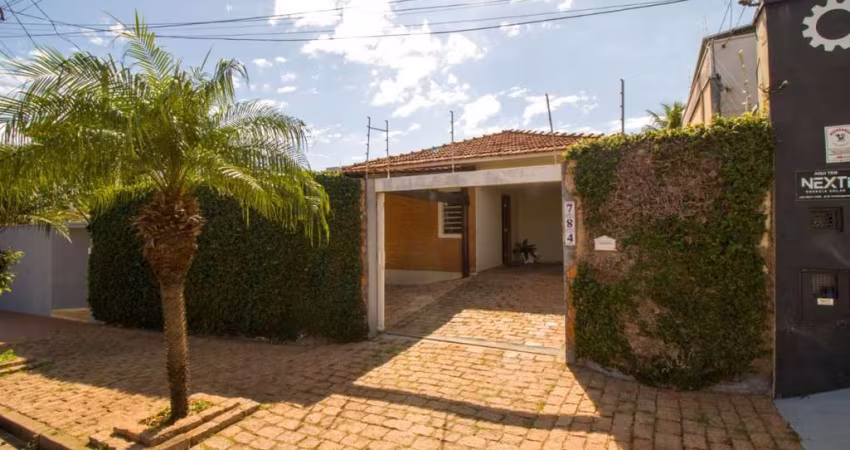 Casa para Venda em Araraquara, Vila Harmonia, 4 dormitórios, 1 suíte, 2 banheiros, 4 vagas