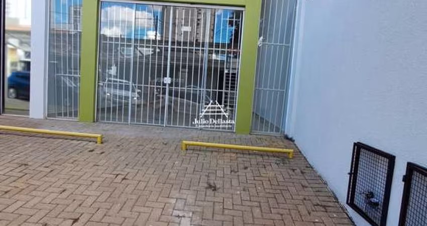 LOCACAO - SALAO COMERCIAL COM MESANINO - PROX A AV DUQUE DE CAXIAS