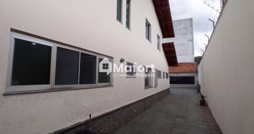 Casa espaçosa com 4 dormitórios à venda no Jardim Armênia, Mogi das Cruzes