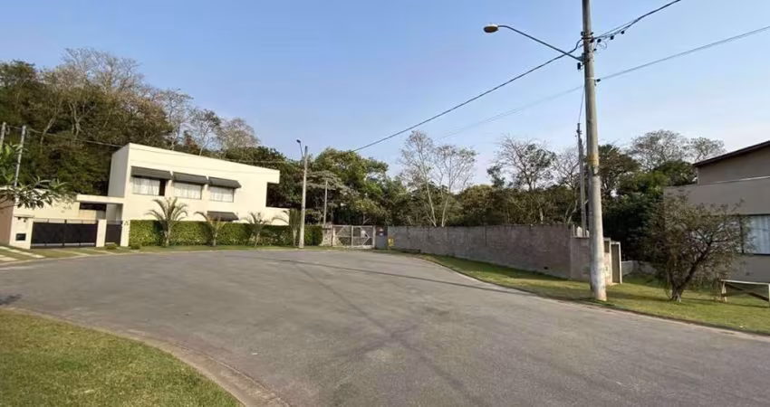 Terreno à venda, 622 m² por R$ 350.000 - Chácara Moinho Velho - Carapicuíba/SP! Contato: Suit (11) 94584-8250