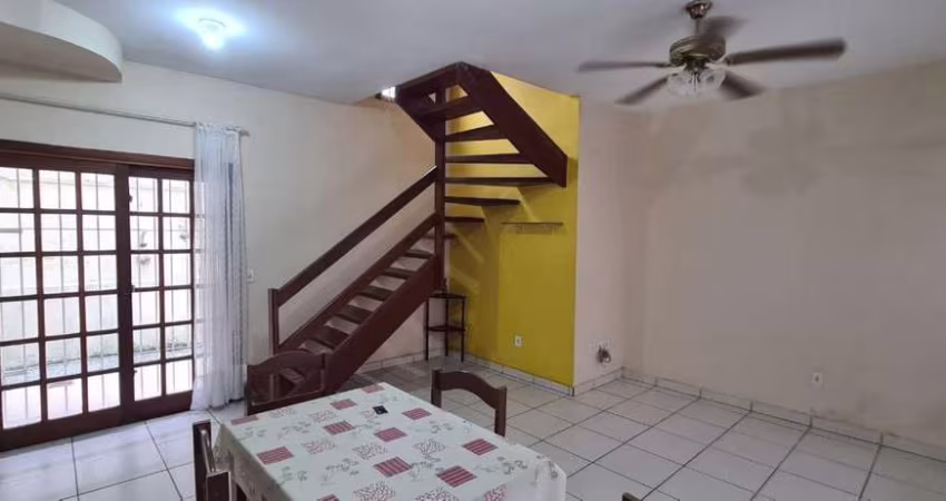 ÓTIMA CASA LOCALIZADA NO CENTRO DE BERTIOGA !!
