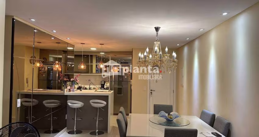 Apartamento à venda no Bairro Campinas em São José-SC, com 2 quartos, 1 suíte, 1 vaga