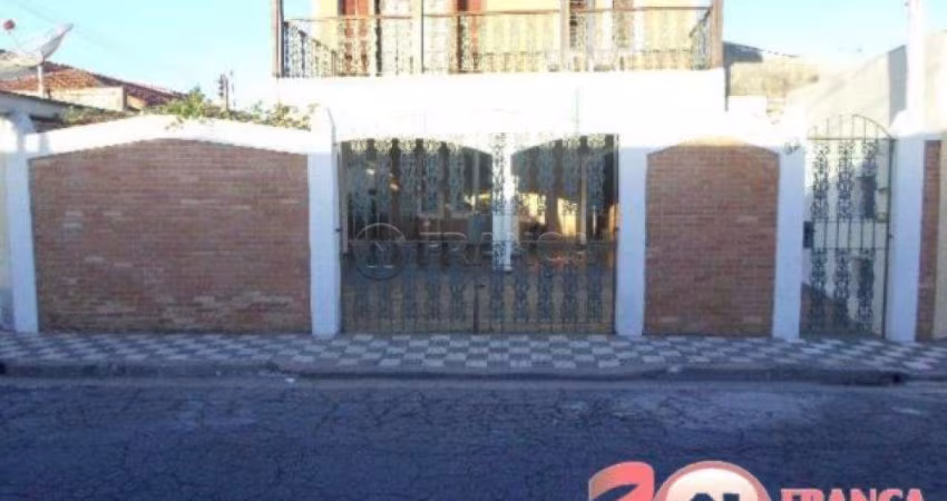 Casa Padrão em Jacareí
