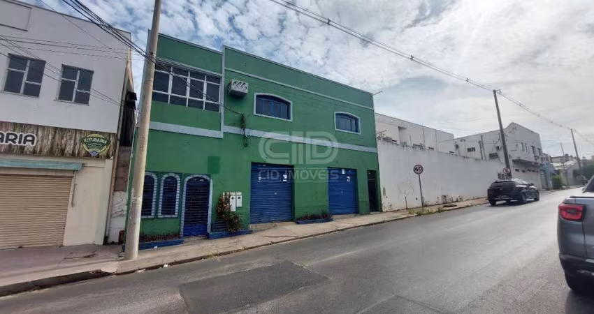 Prédio comercial com 380 m² no Centro Sul de Cuiabá